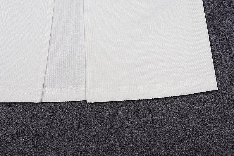 Berlina - robe longue en découpe blanche/noir